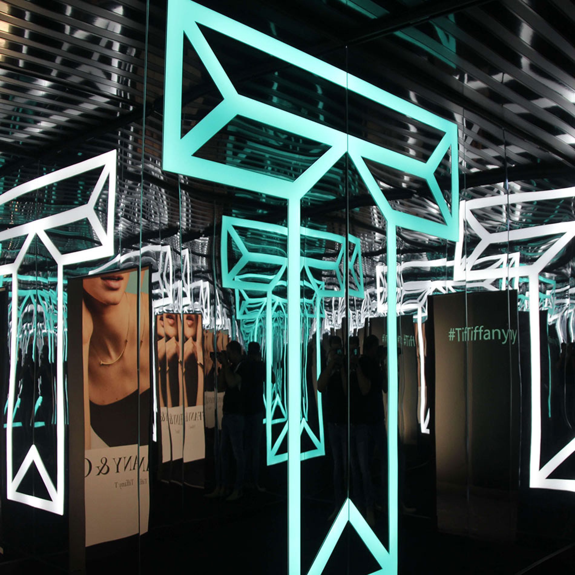 Tiffany Infinity Booth